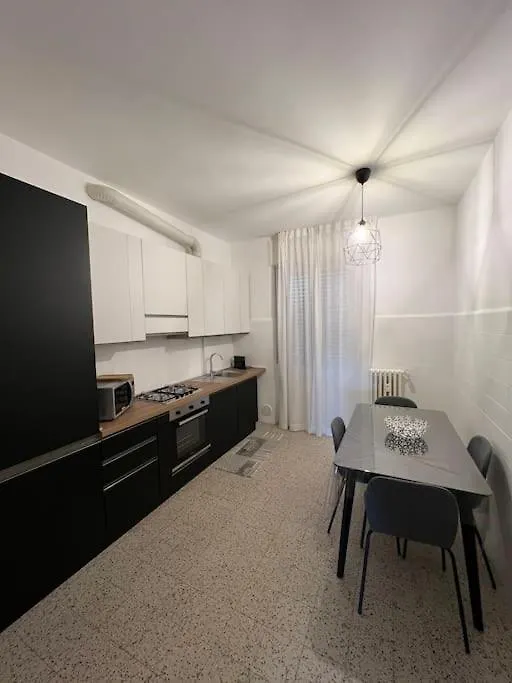 Milan Apartment - Citta Studi: 75Mq For You 0*,